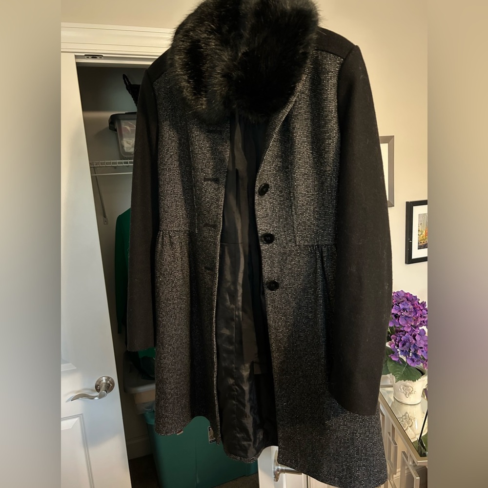 H & M coat with detachable fur lining at neck.
